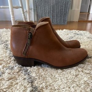 Lucky brand brown boots - size 7!